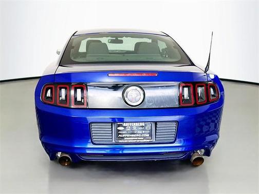 2014 Ford Mustang V6