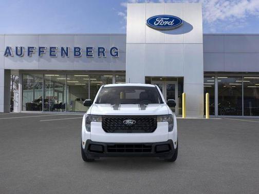 Space White Metallic 2025 Ford Maverick XLT