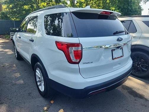 2016 Ford Explorer Base
