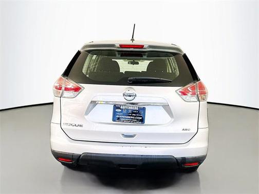 2016 Nissan Rogue S