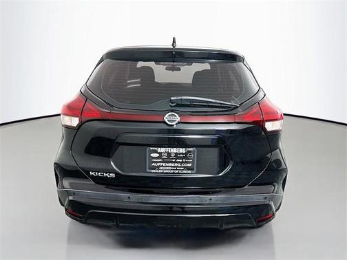 2021 Nissan Kicks S