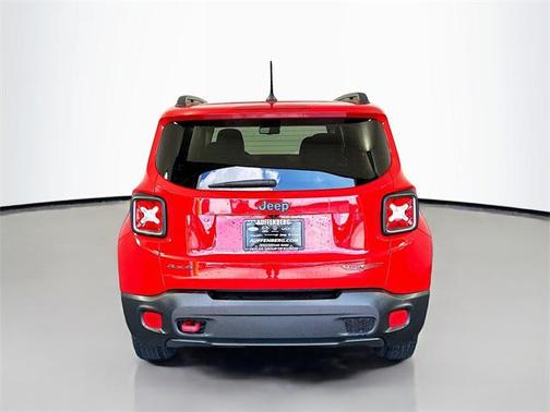 2016 Jeep Renegade Trailhawk