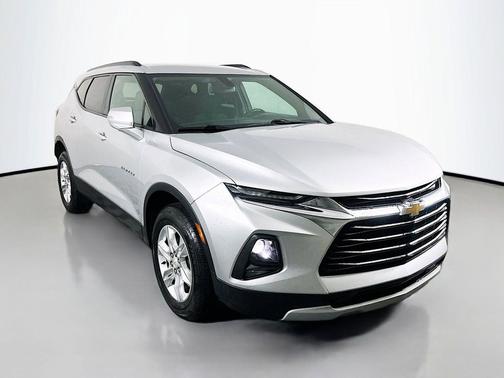 Silver Ice Metallic 2020 Chevrolet Blazer 1LT