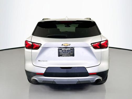 Silver Ice Metallic 2020 Chevrolet Blazer 1LT