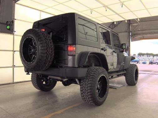 Granite Crystal Metallic Clearcoat 2017 Jeep Wrangler Unlimited Sport