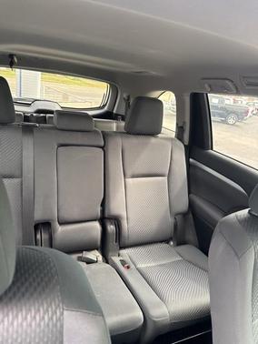 2019 Toyota Highlander Hybrid LE