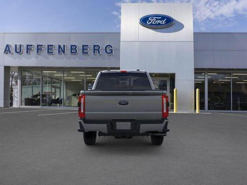 2025 Ford F-350 Lariat