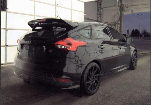 2016 Ford Focus ST 