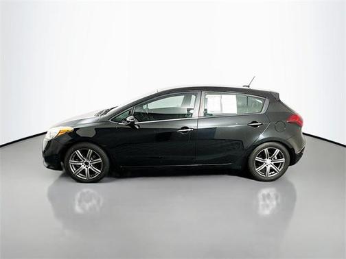 2016 Kia Forte SX