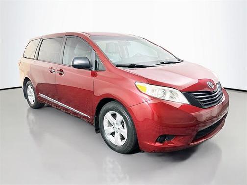 2015 Toyota Sienna SE