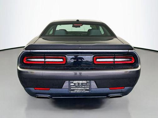 Granite Pearlcoat 2019 Dodge Challenger SXT