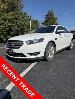 2015 Ford Taurus SEL