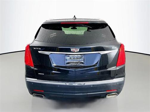 2017 Cadillac XT5 Premium Luxury