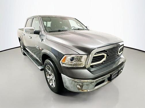 Granite Crystal Metallic Clearcoat 2018 RAM 1500 Longhorn