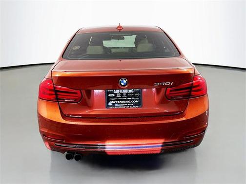 2018 BMW 330 330i