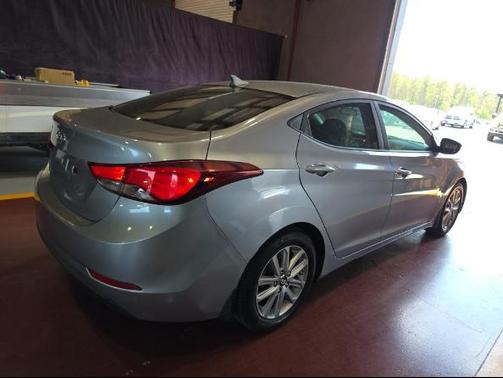 Shale Gray Metallic 2015 Hyundai ELANTRA SE