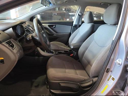 Shale Gray Metallic 2015 Hyundai ELANTRA SE