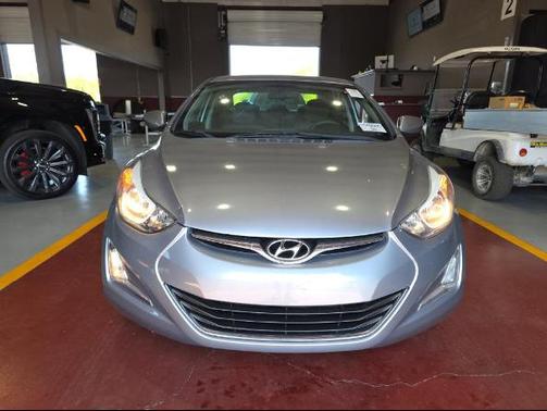 Shale Gray Metallic 2015 Hyundai ELANTRA SE