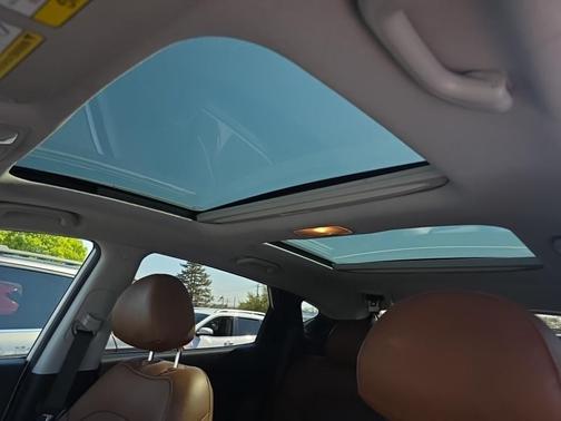 Winter White Solid 2015 Hyundai TUCSON Limited