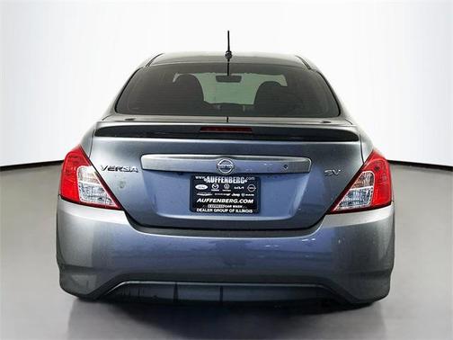 2019 Nissan Versa 1.6 SV