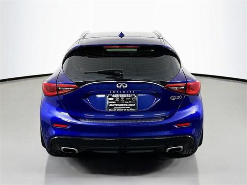 2018 INFINITI QX30 ESSENTIAL