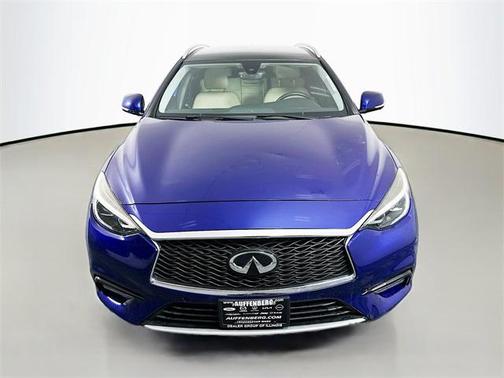 2018 INFINITI QX30 ESSENTIAL