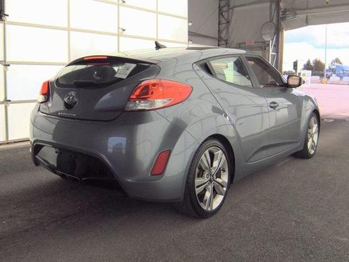 2016 Hyundai Veloster Base
