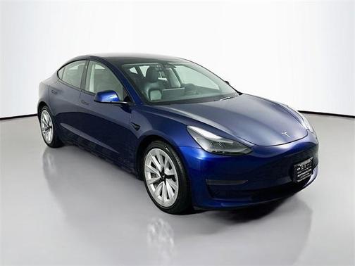 2022 Tesla Model 3 Standard Range