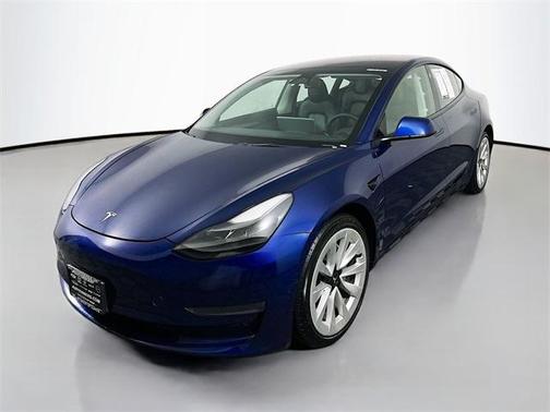2022 Tesla Model 3 Standard Range