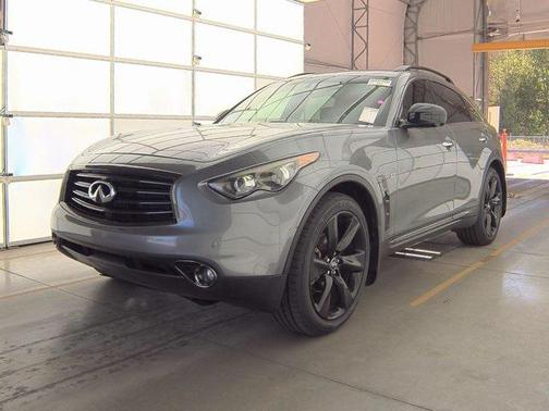 2016 INFINITI QX70 Base
