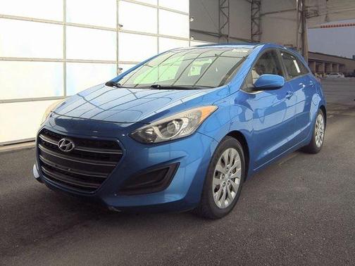 2017 Hyundai Elantra GT Base