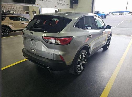 2021 Ford Escape SE