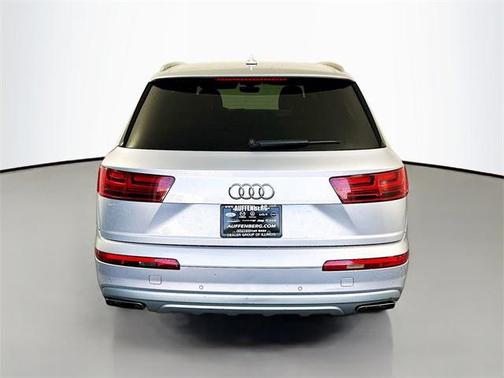 2017 Audi Q7 3.0T Premium