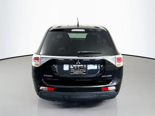 2014 Mitsubishi Outlander ES