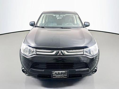 2014 Mitsubishi Outlander ES