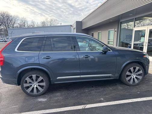 2021 Volvo XC90 T6 Inscription