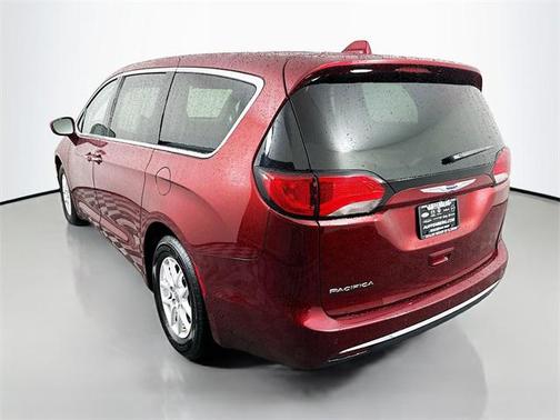 2020 Chrysler Pacifica Touring