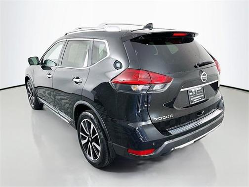 2020 Nissan Rogue SL