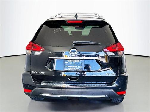 2020 Nissan Rogue SL