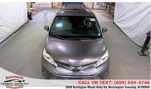 2020 Toyota Sienna XLE Premium