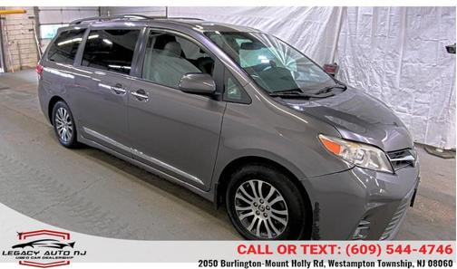 2020 Toyota Sienna XLE Premium