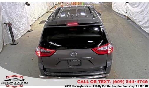 2020 Toyota Sienna XLE Premium