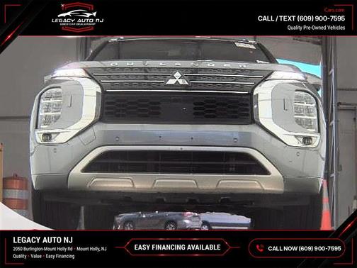 Gray 2022 Mitsubishi Outlander SEL Special Edition
