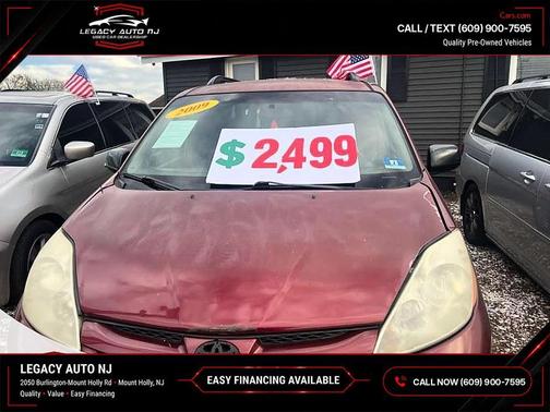Red 2009 Toyota Sienna LE