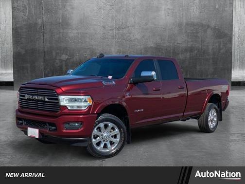 2019 RAM 2500 Laramie Crew Cab 4x4 8' Box