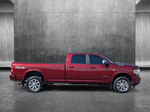 2019 RAM 2500 Laramie Crew Cab 4x4 8' Box