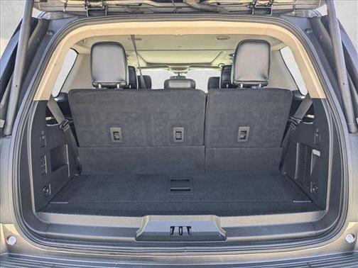 Silver/Gray 2018 Ford Expedition Platinum