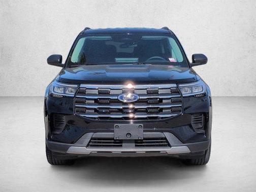 Agate Black Metallic 2026 Ford Explorer Active w/200A Pkg