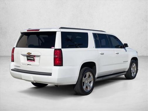 2017 Chevrolet Suburban LT