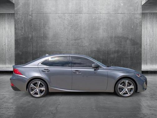 2018 Lexus IS 300 Base